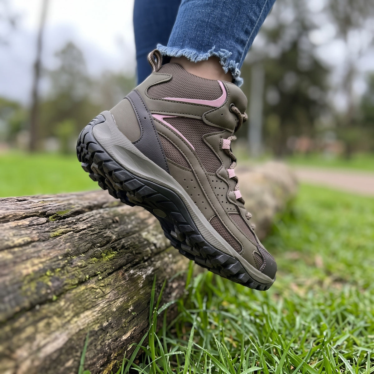 Bota mujer Outdoor Ref- 2492 Verde