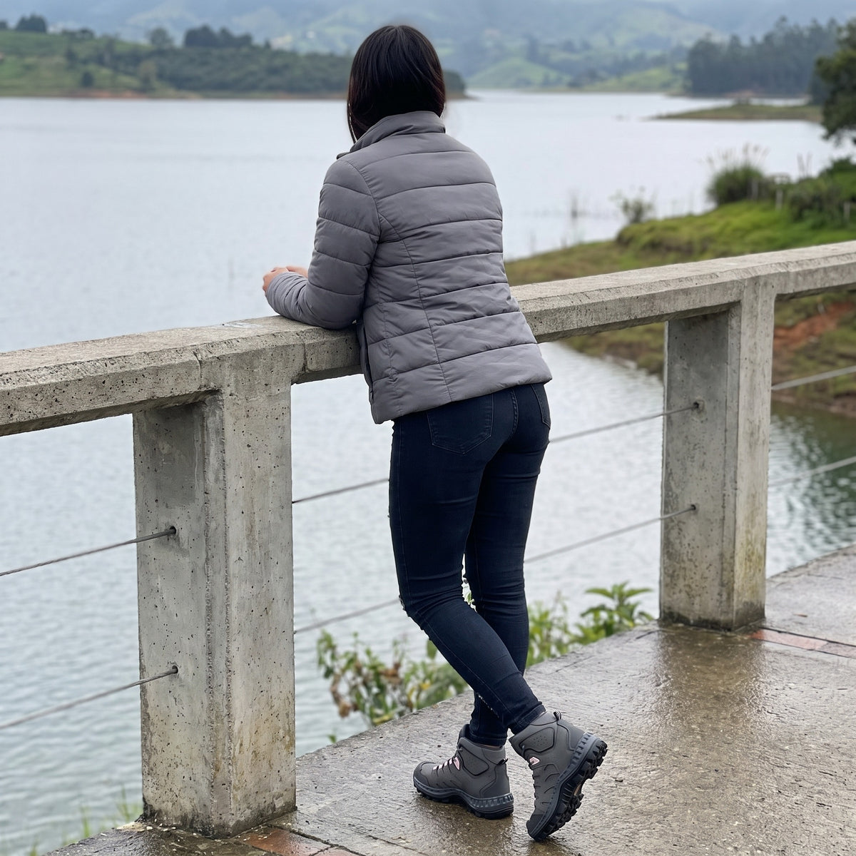 Bota mujer Outdoor Ref- 2500 Gris