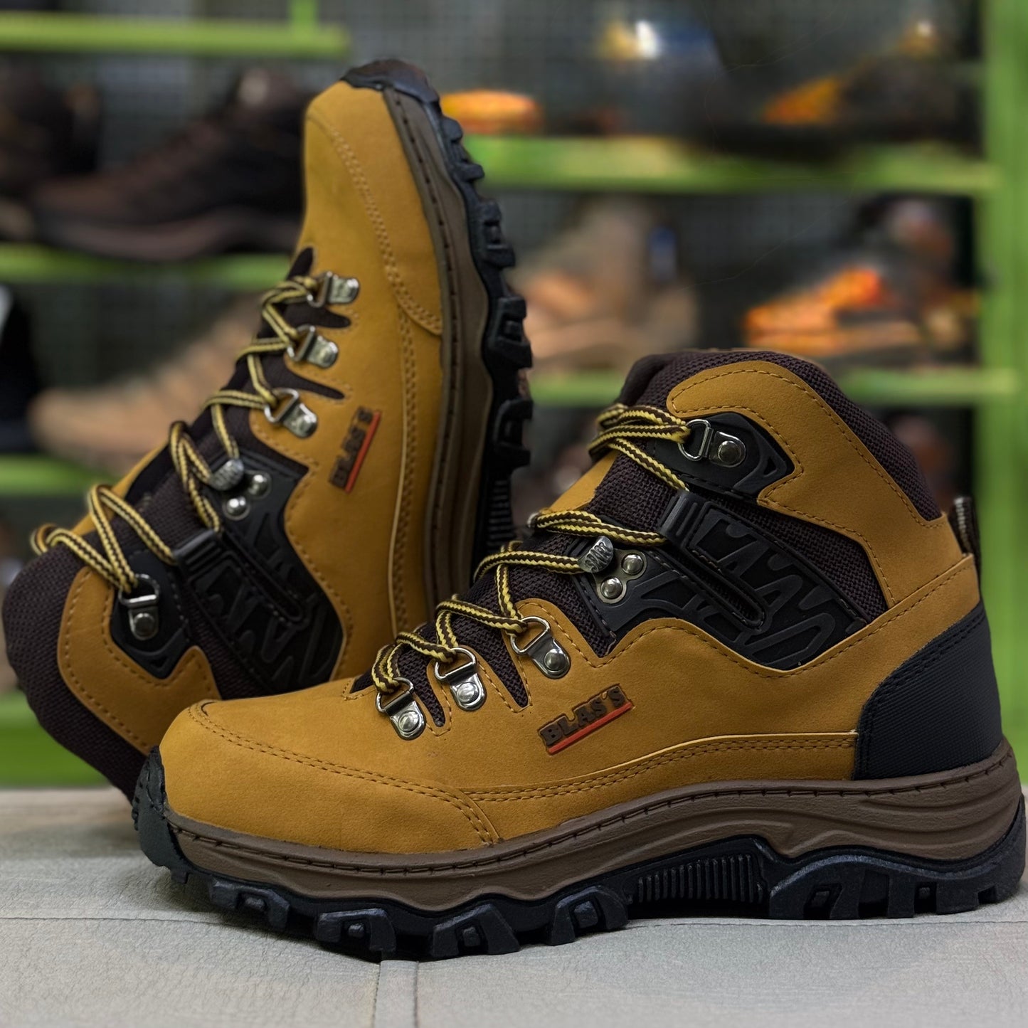 Bota Hombre Outdoor Ref- B18 Amarillo