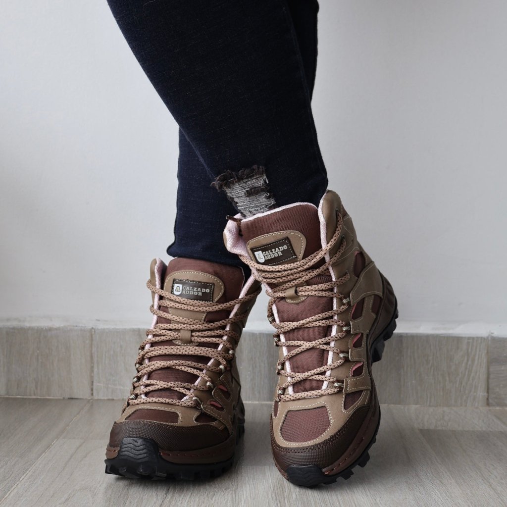 Bota mujer Outdoor Ref- 2495 Cafe - Calzado Audor